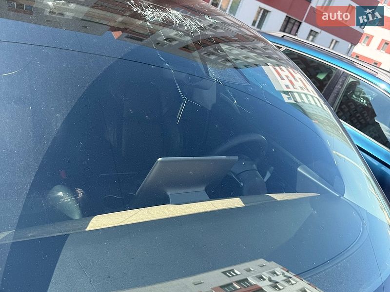 Внедорожник / Кроссовер Tesla Model Y 2021 в Харькове