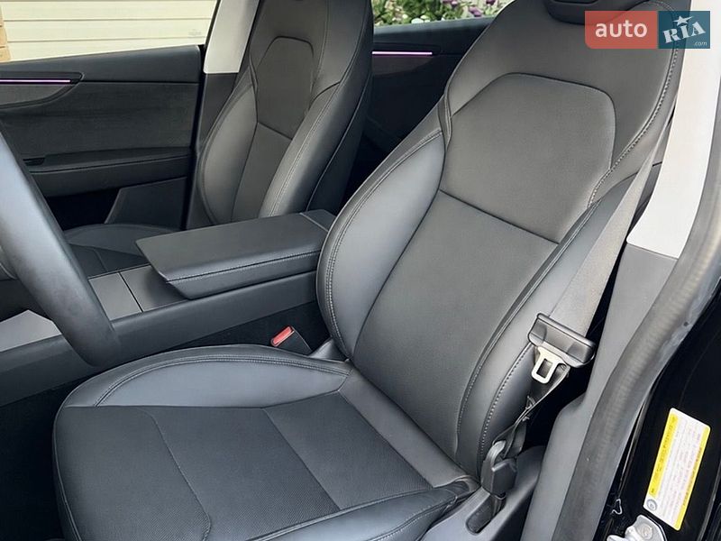 Позашляховик / Кросовер Tesla Model Y 2025 в Валках