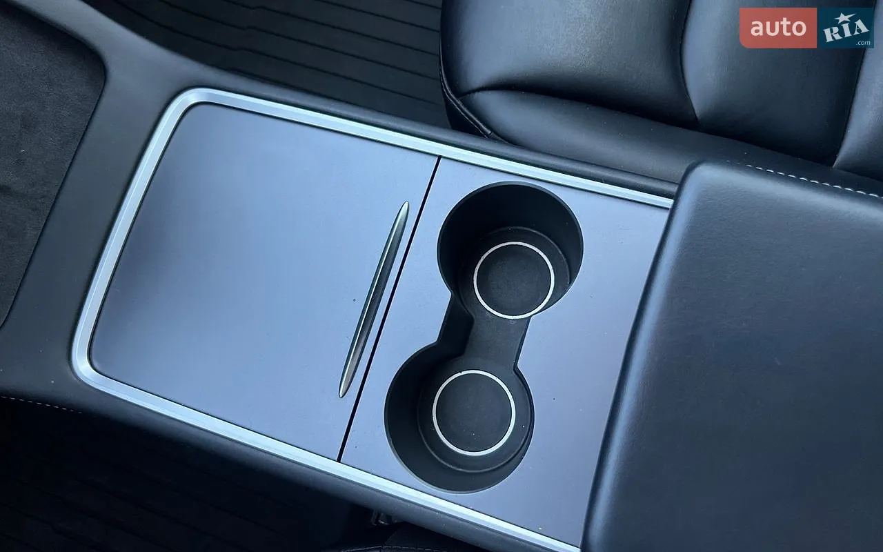 2021 Tesla Model Y - мініатюра 16