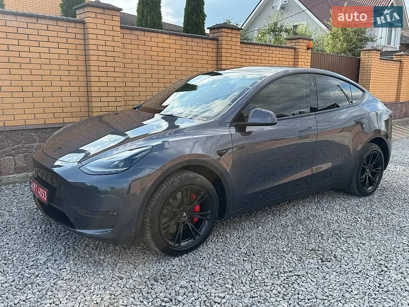 Tesla Model Y