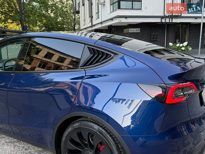 Внедорожник / Кроссовер Tesla Model Y 2023 в Одессе