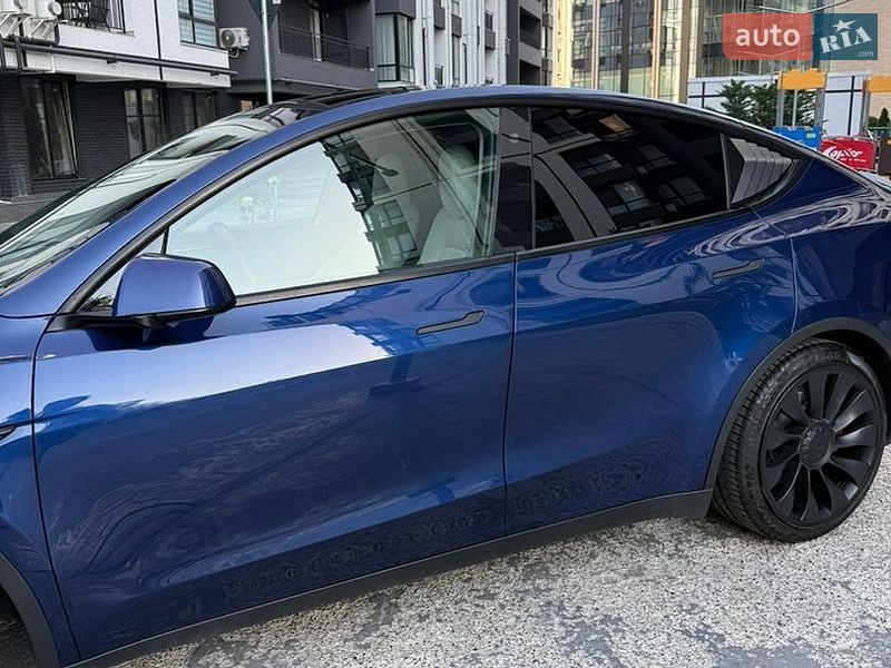 Внедорожник / Кроссовер Tesla Model Y 2023 в Одессе