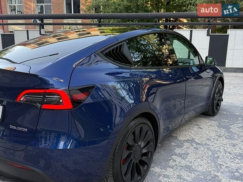 Внедорожник / Кроссовер Tesla Model Y 2023 в Одессе