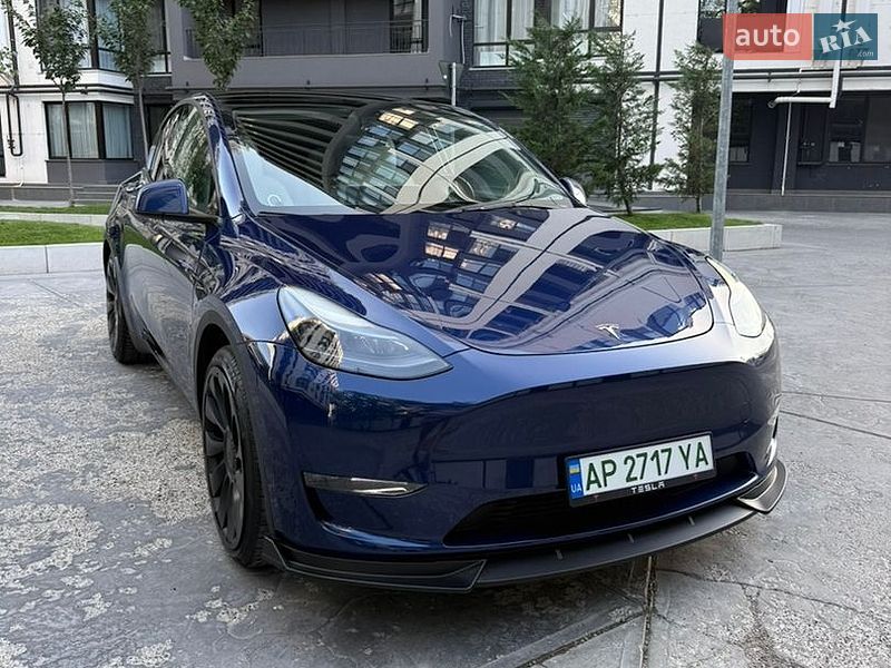 Внедорожник / Кроссовер Tesla Model Y 2023 в Одессе