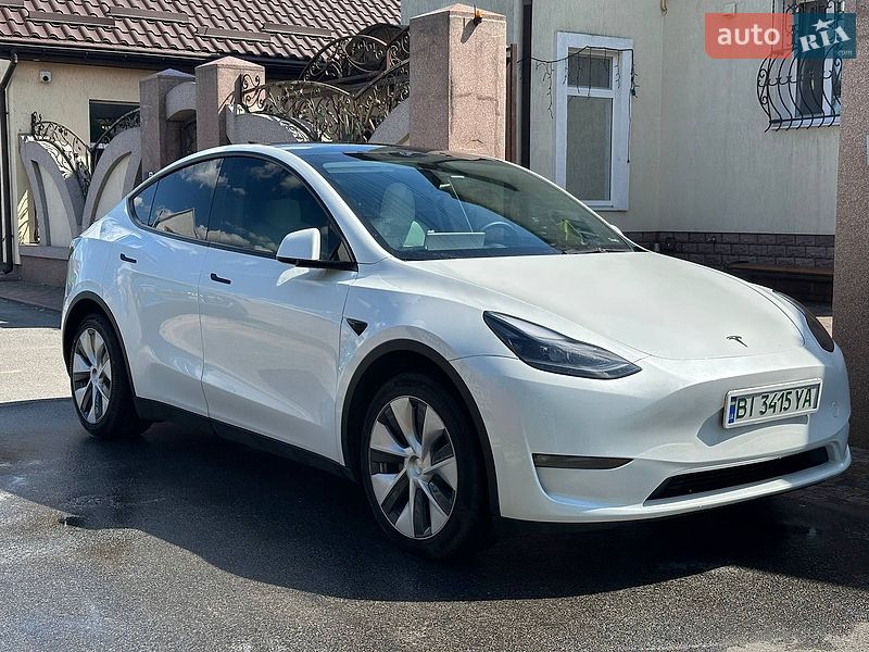 Позашляховик / Кросовер Tesla Model Y 2022 в Полтаві