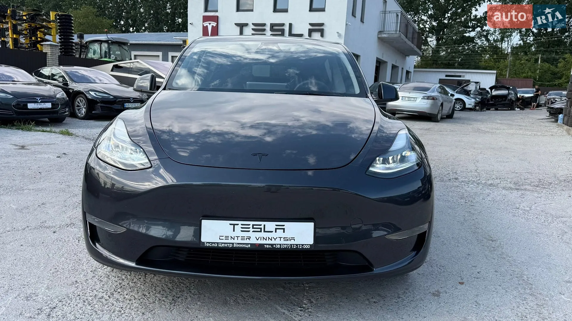 2024 Tesla Model Y - мініатюра 9