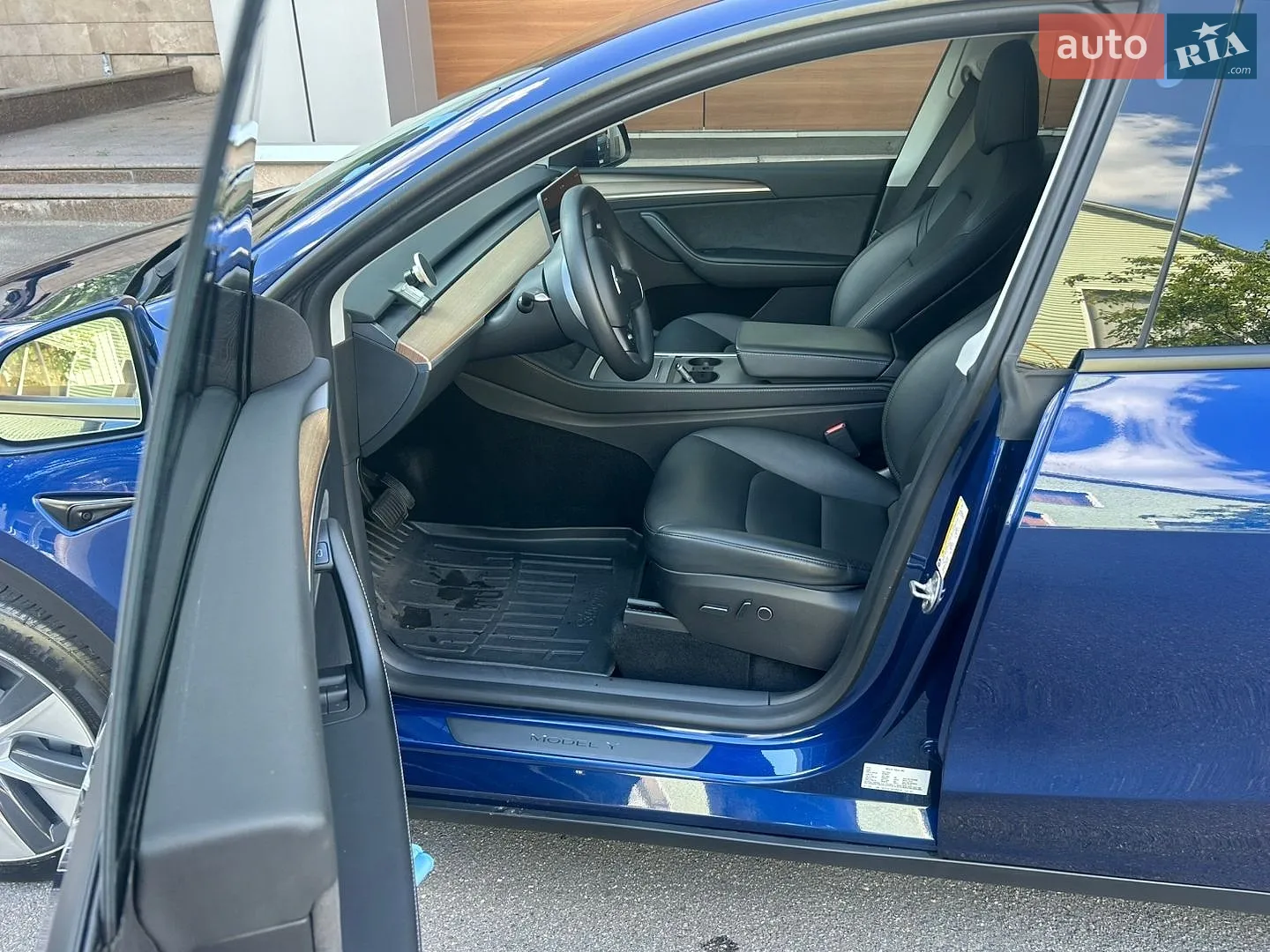 2023 Tesla Model Y - мініатюра 18