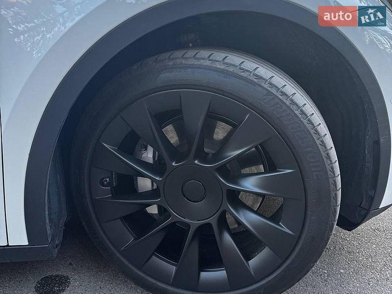 Позашляховик / Кросовер Tesla Model Y 2022 в Чернігові фото 10 Позашляховик / Кросовер Tesla Model Y 2022 в Чернігові