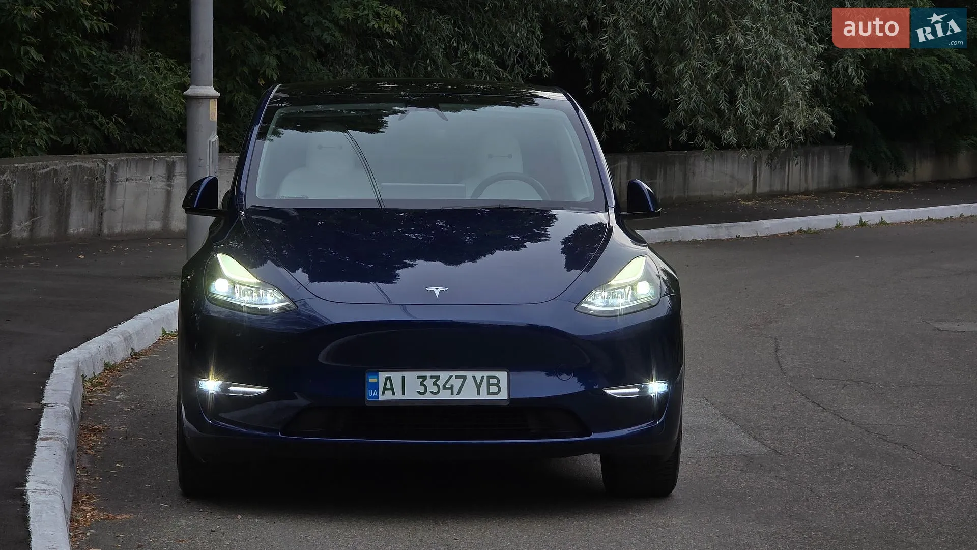 2024 Tesla Model Y - мініатюра 8