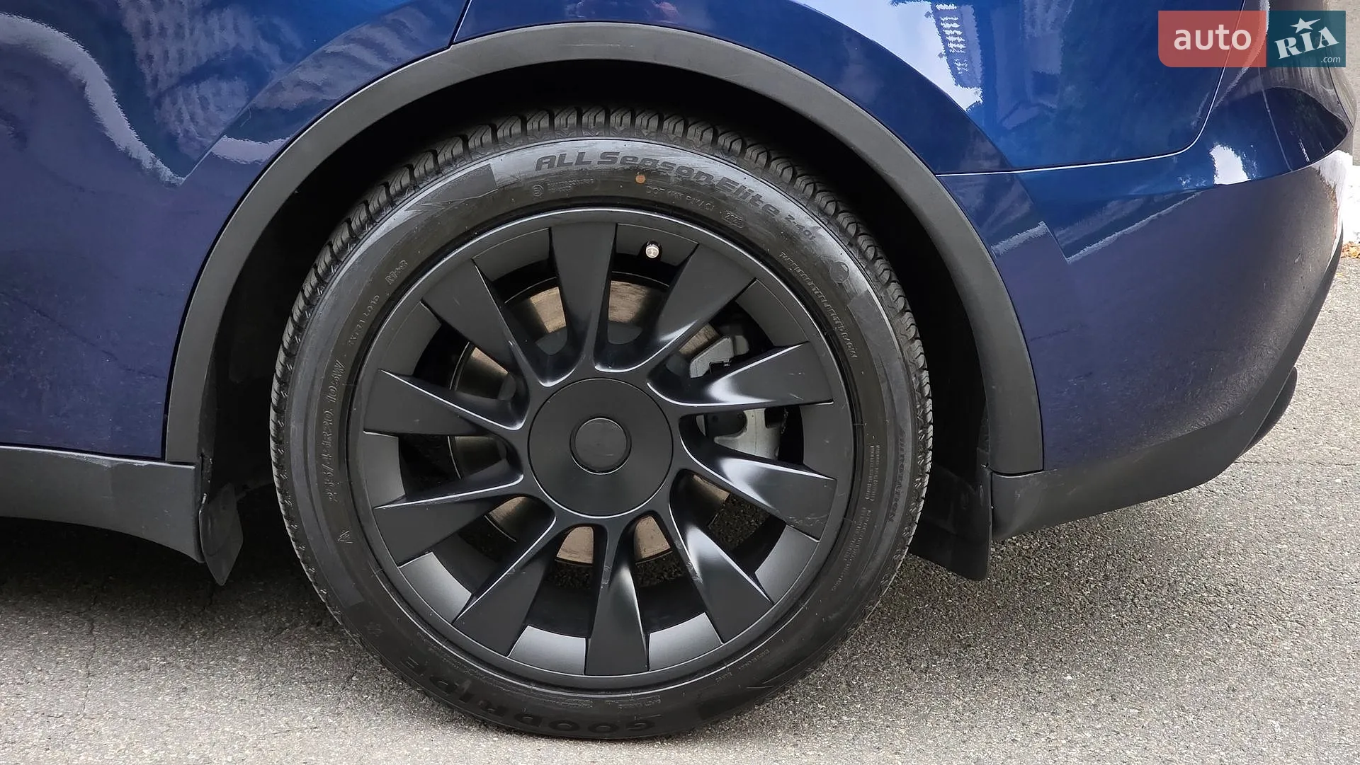 2024 Tesla Model Y - мініатюра 18