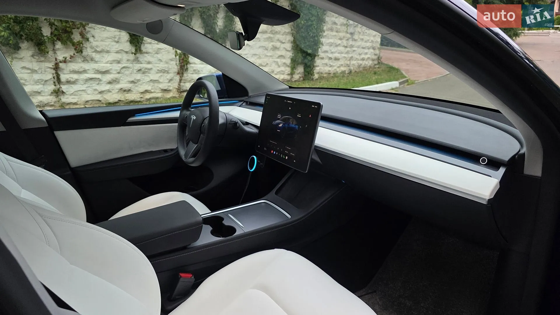 2024 Tesla Model Y - мініатюра 22