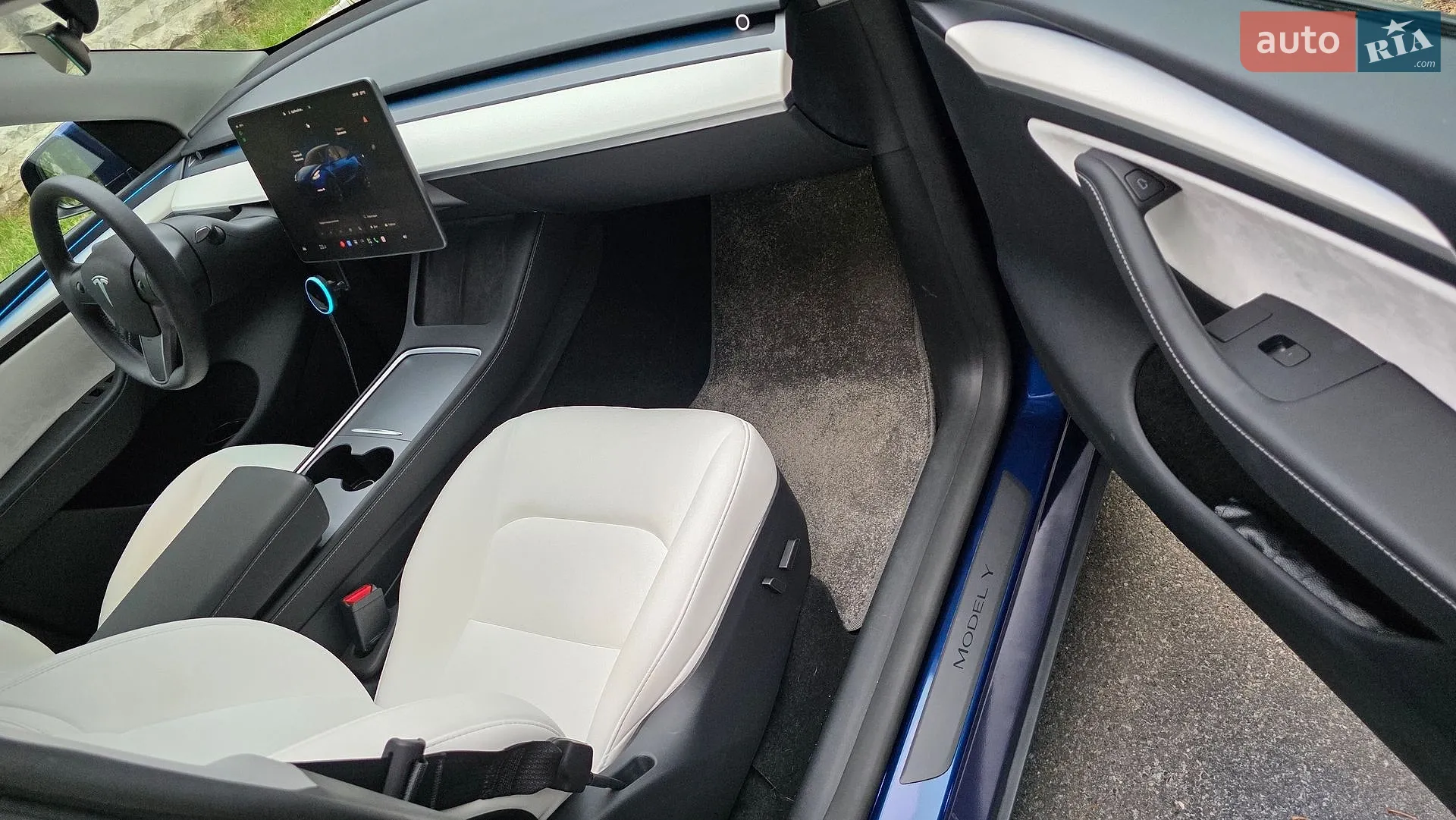 2024 Tesla Model Y - мініатюра 25
