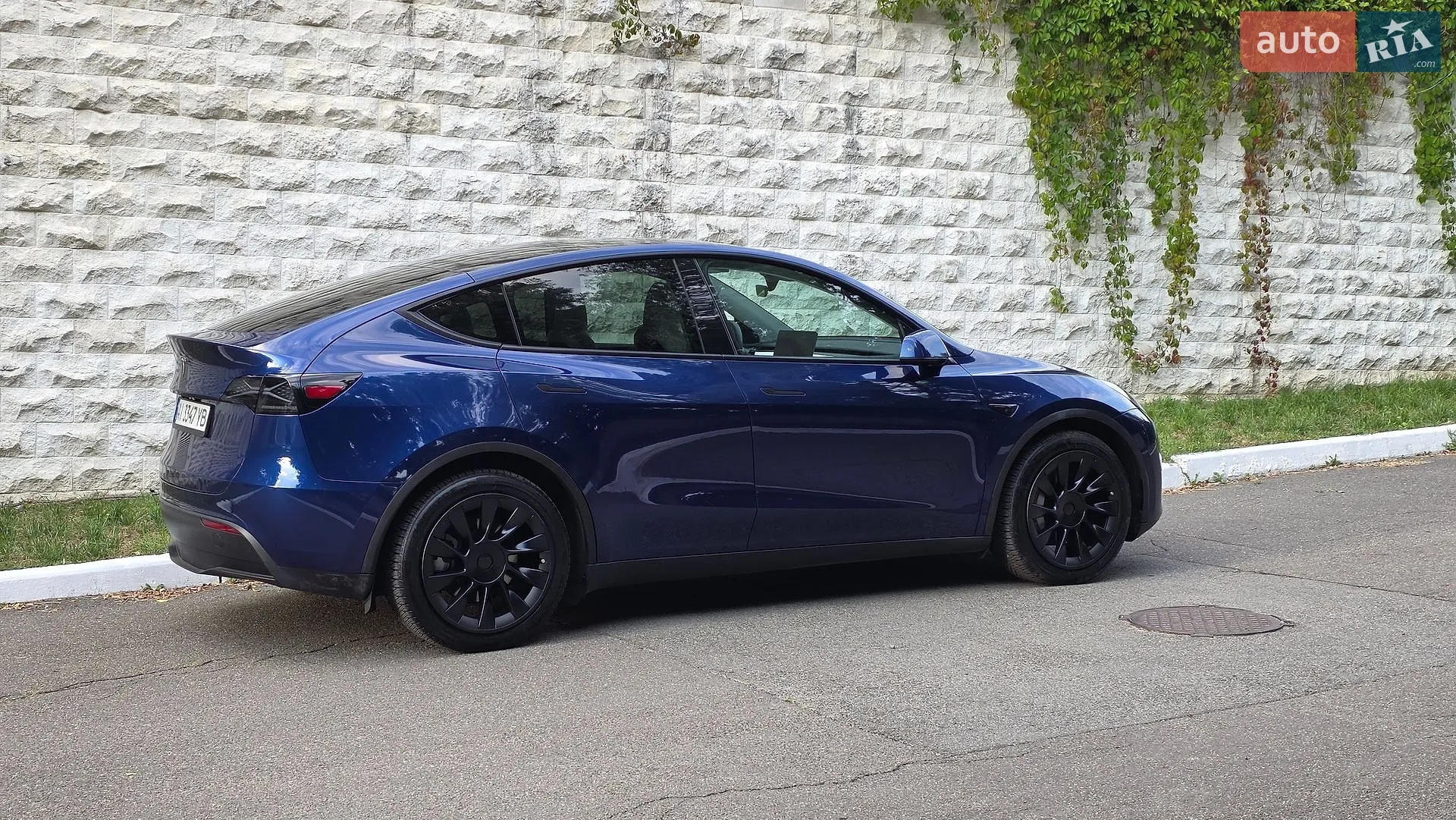 2024 Tesla Model Y - мініатюра 39