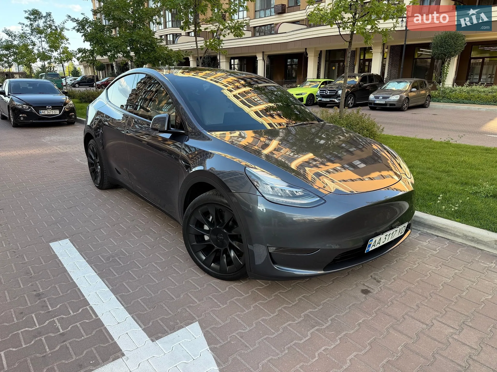 2022 Tesla Model Y - мініатюра 4