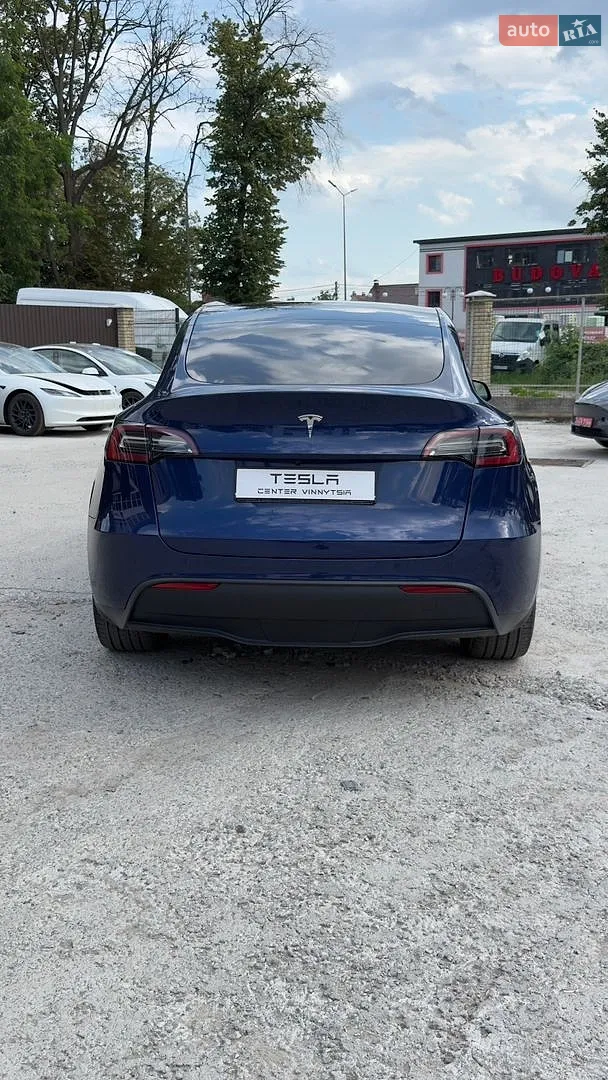 2024 Tesla Model Y - мініатюра 8