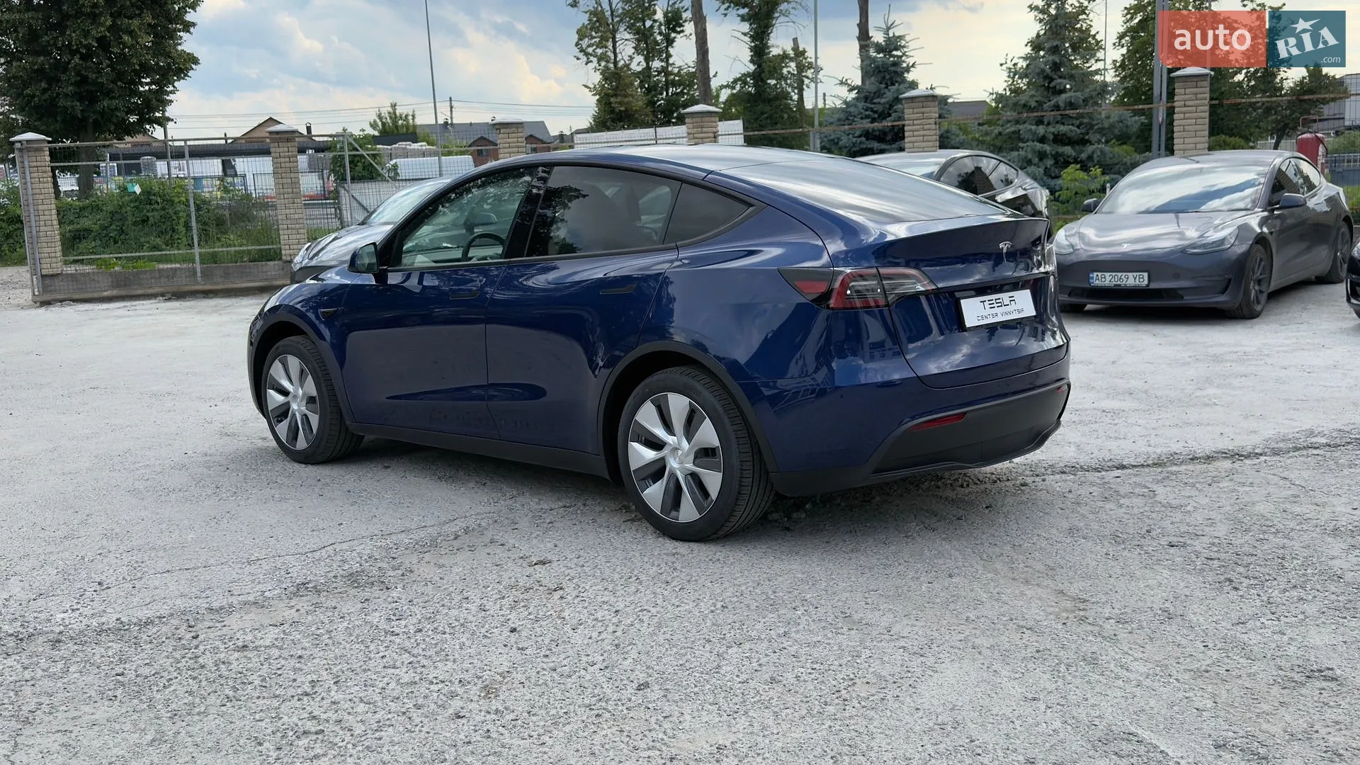2024 Tesla Model Y - мініатюра 10