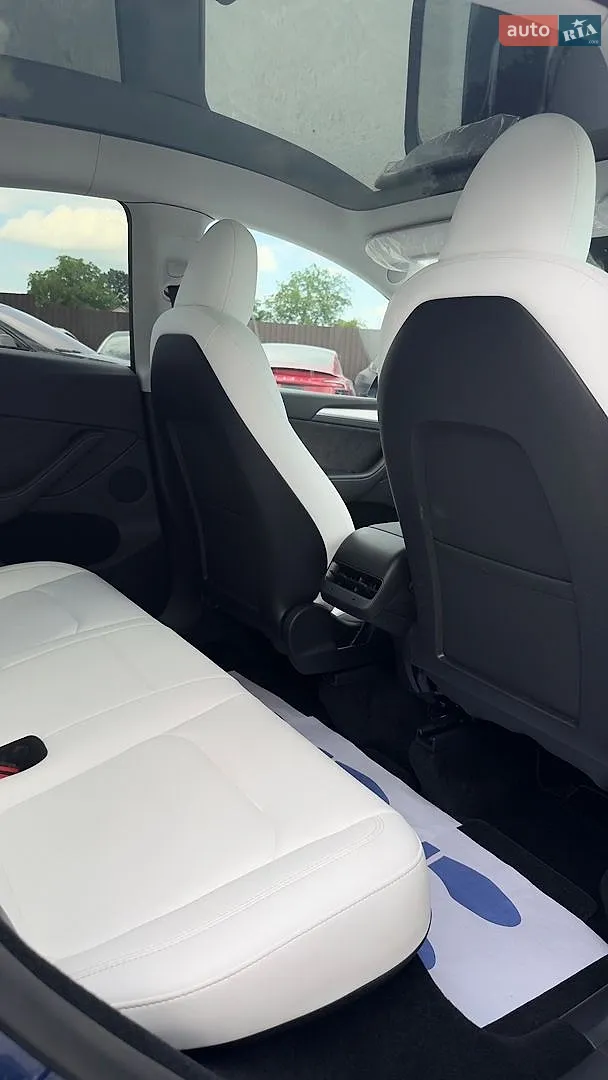 2024 Tesla Model Y - мініатюра 21