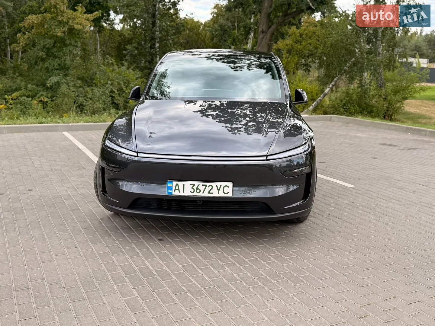 2025 Tesla Model Y - мініатюра 10