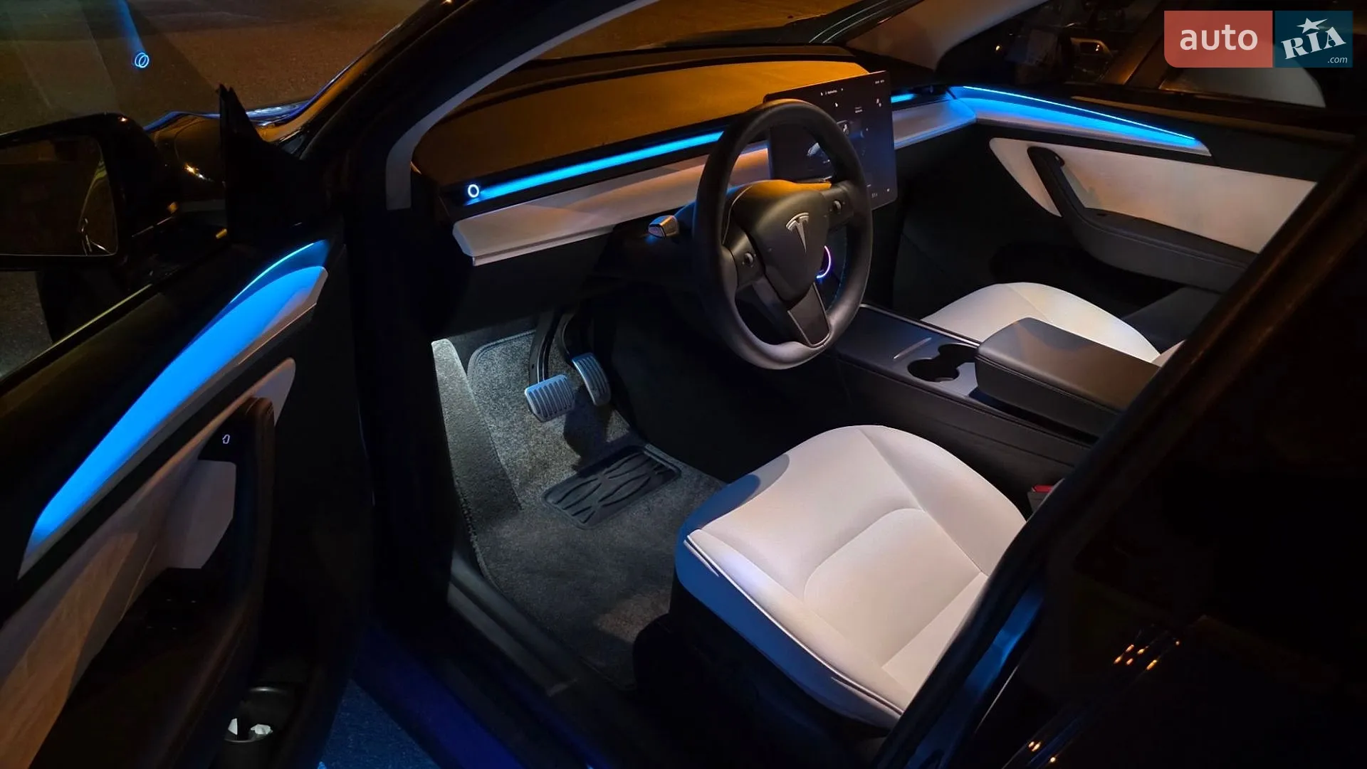 2024 Tesla Model Y - мініатюра 34