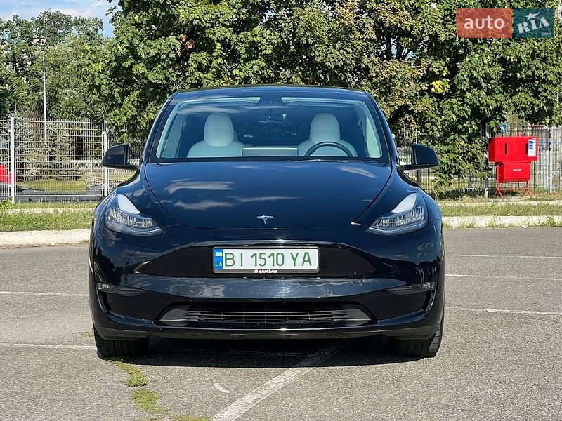Позашляховик / Кросовер Tesla Model Y 2021 в Києві фото 2 Позашляховик / Кросовер Tesla Model Y 2021 в Києві