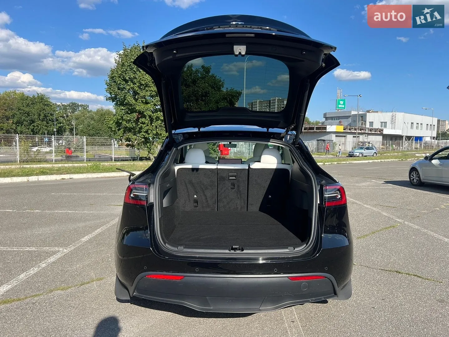 2021 Tesla Model Y - мініатюра 23