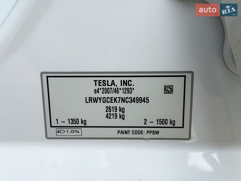 Внедорожник / Кроссовер Tesla Model Y 2022 в Киеве