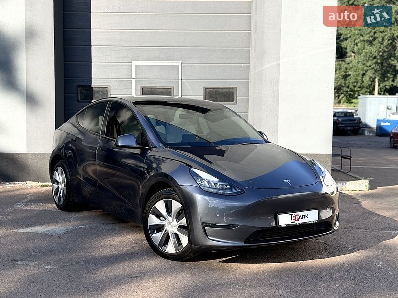 Внедорожник / Кроссовер Tesla Model Y 2022 в Киеве
