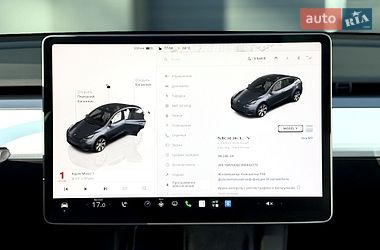 Внедорожник / Кроссовер Tesla Model Y 2022 в Киеве