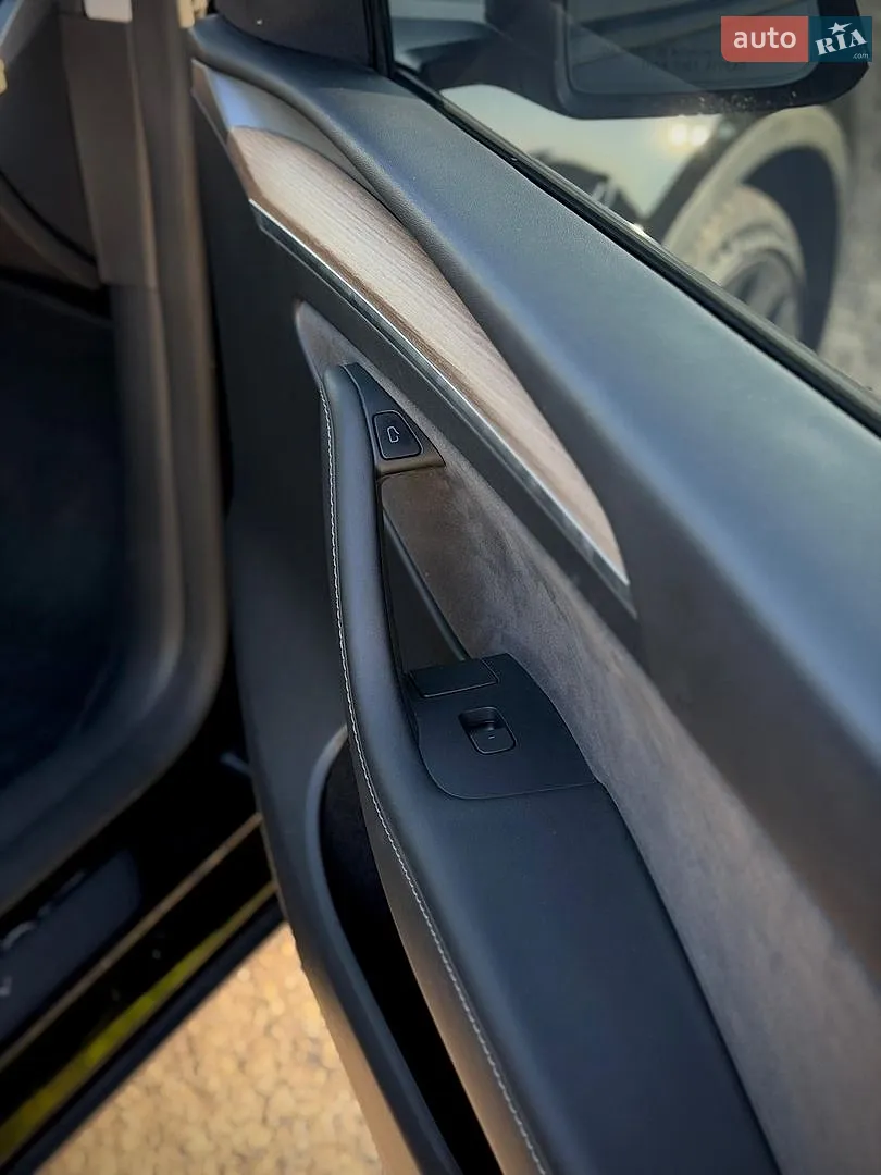 2023 Tesla Model Y - мініатюра 19