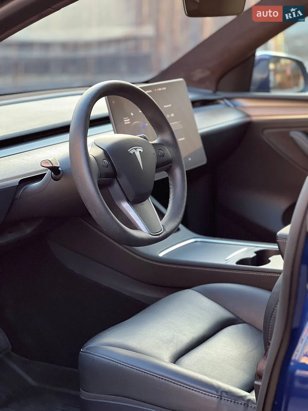 2024 Tesla Model Y - мініатюра 9