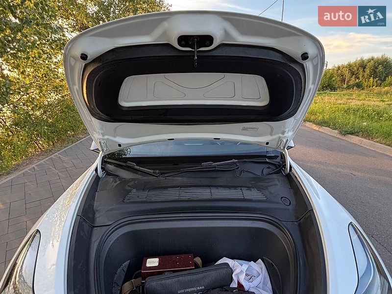 Позашляховик / Кросовер Tesla Model Y 2022 в Харкові