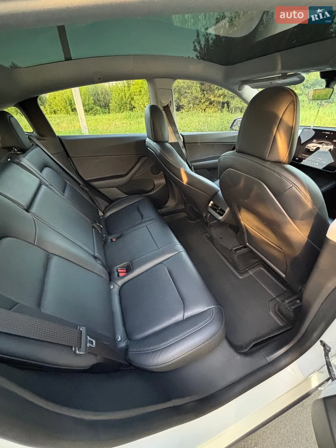 2022 Tesla Model Y - мініатюра 20