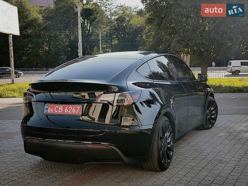 Внедорожник / Кроссовер Tesla Model Y 2022 в Днепре