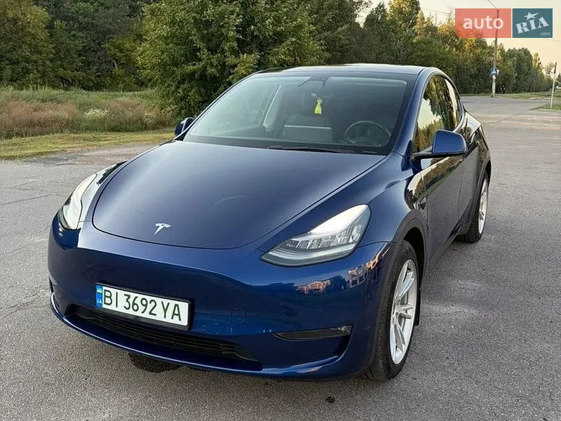 Tesla Model Y