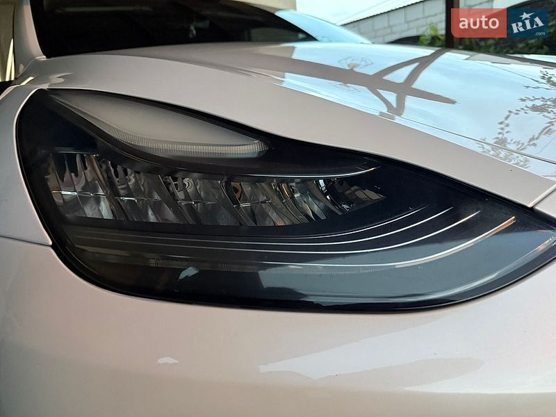 Внедорожник / Кроссовер Tesla Model Y 2021 в Одессе