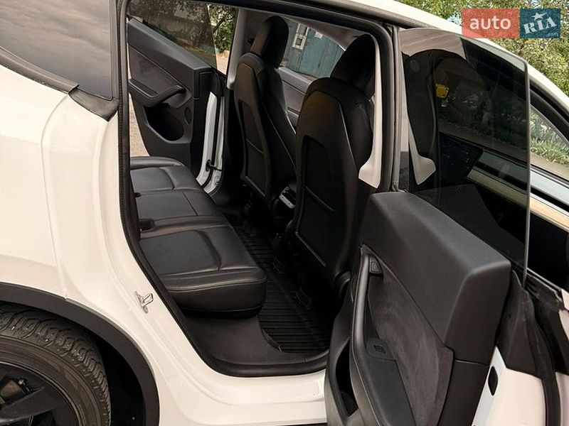 Внедорожник / Кроссовер Tesla Model Y 2021 в Одессе