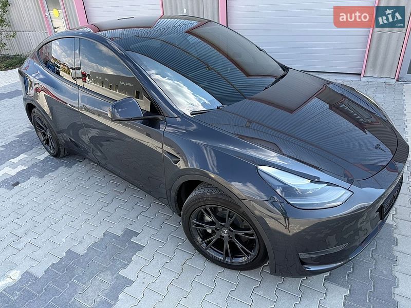 Позашляховик / Кросовер Tesla Model Y 2024 в Львові