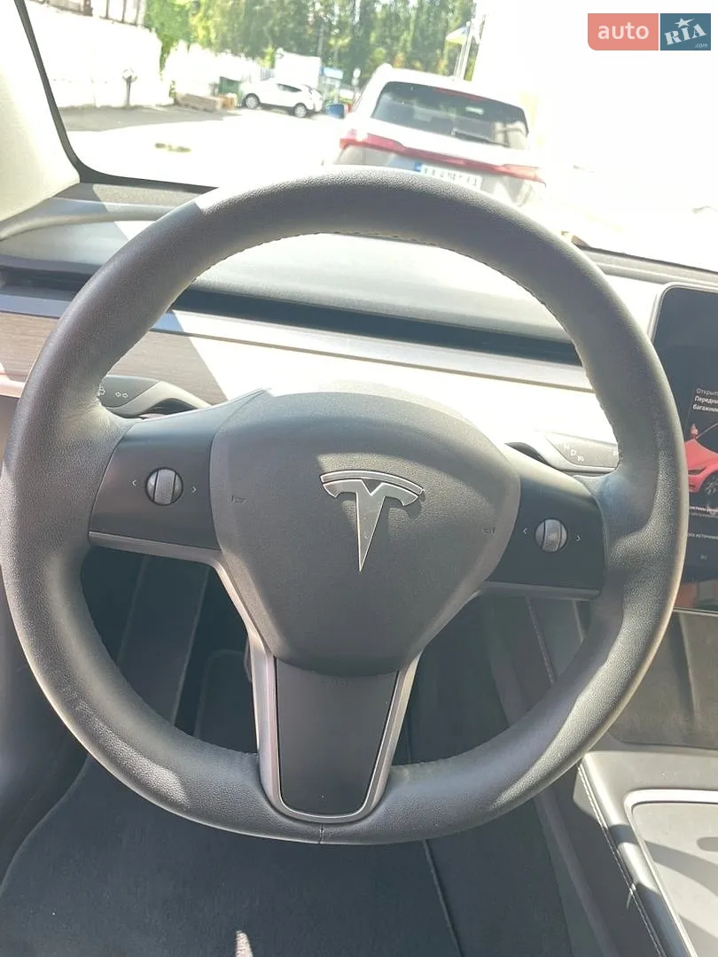 2022 Tesla Model Y - мініатюра 16