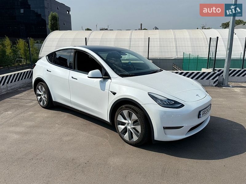 Внедорожник / Кроссовер Tesla Model Y 2022 в Киеве
