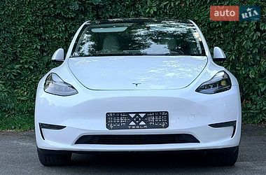 Внедорожник / Кроссовер Tesla Model Y 2024 в Киеве