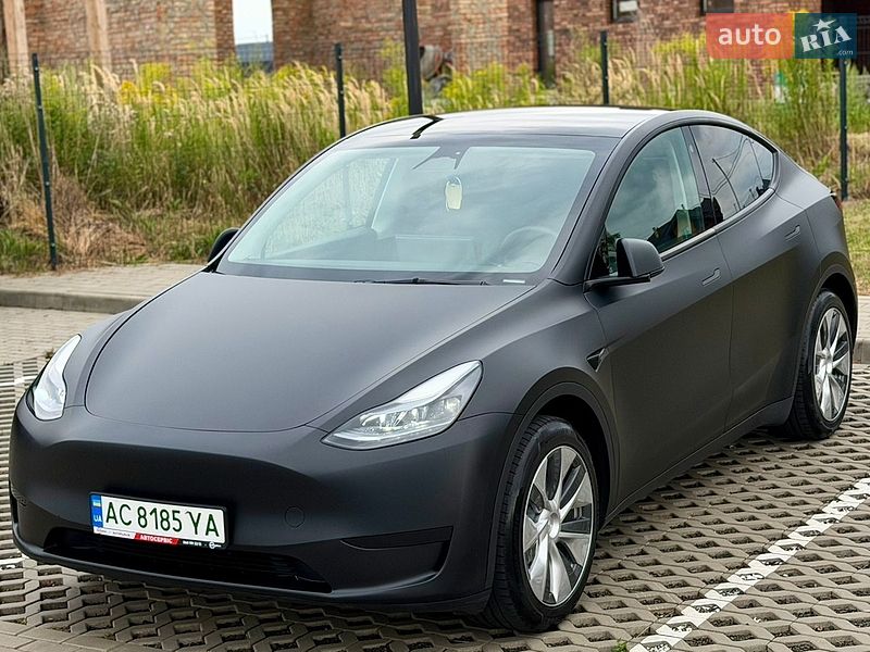 Позашляховик / Кросовер Tesla Model Y 2023 в Луцьку фото 4 Позашляховик / Кросовер Tesla Model Y 2023 в Луцьку