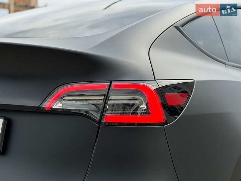 Позашляховик / Кросовер Tesla Model Y 2023 в Луцьку фото 12 Позашляховик / Кросовер Tesla Model Y 2023 в Луцьку