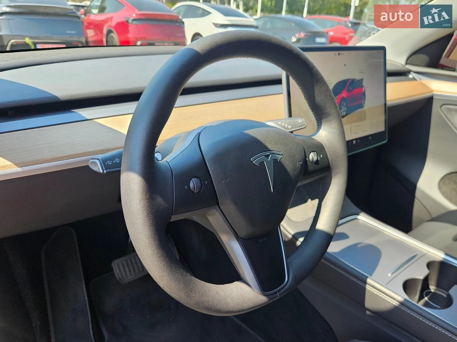 2024 Tesla Model Y - мініатюра 27