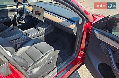 Позашляховик / Кросовер Tesla Model Y 2024 в Дніпрі