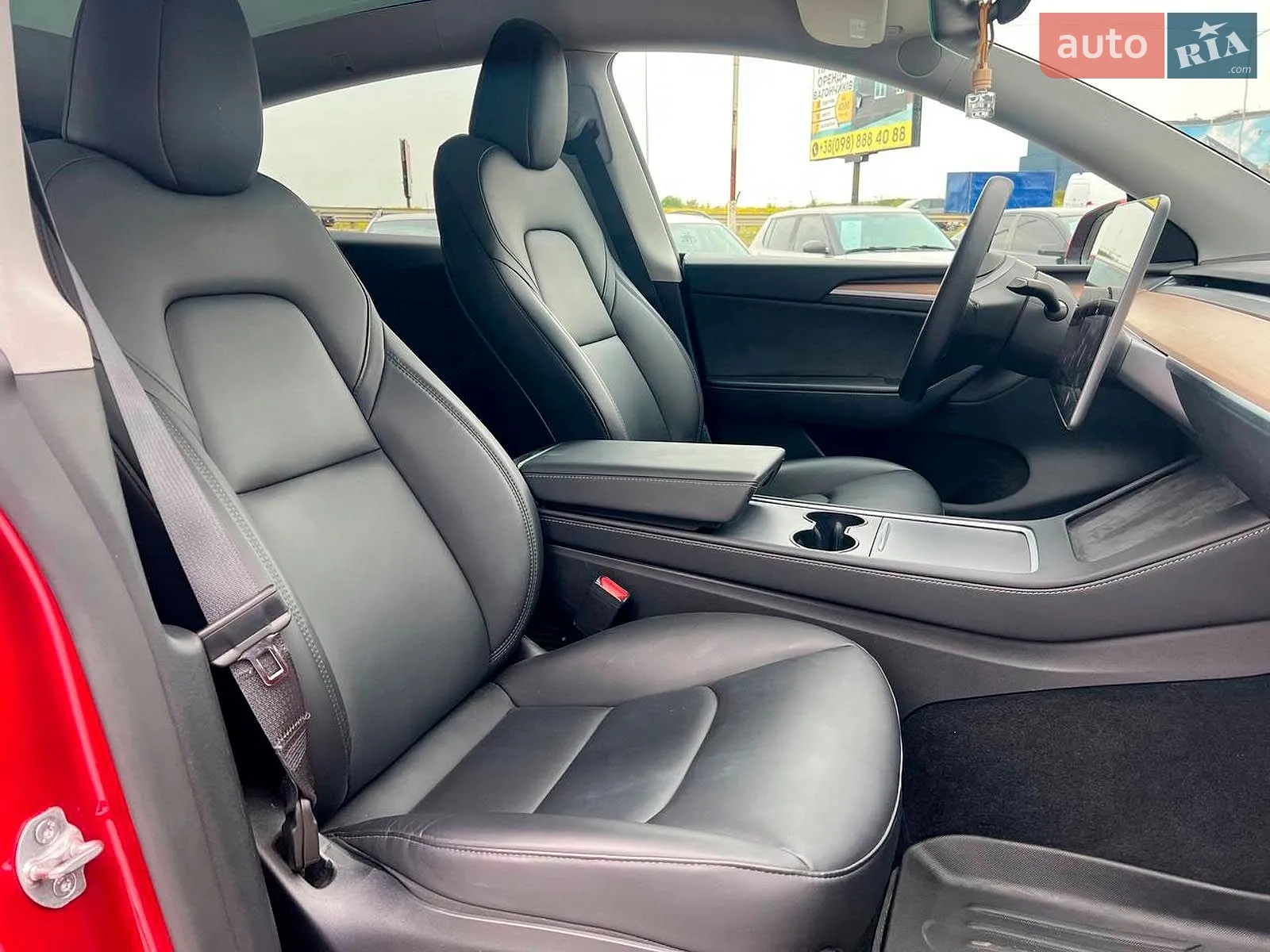 2024 Tesla Model Y - мініатюра 47