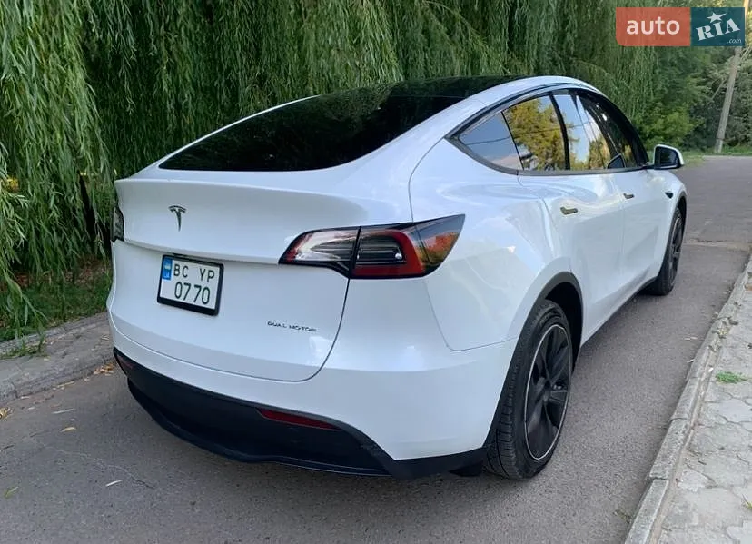 2023 Tesla Model Y - мініатюра 4