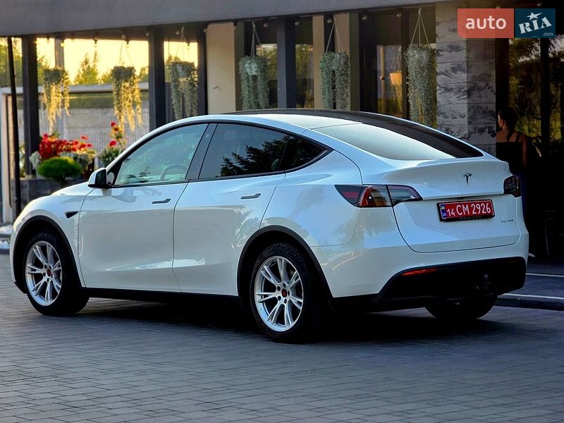 Позашляховик / Кросовер Tesla Model Y 2021 в Самборі фото 13 Позашляховик / Кросовер Tesla Model Y 2021 в Самборі