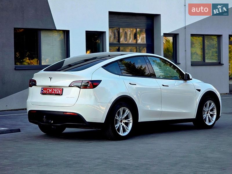 Позашляховик / Кросовер Tesla Model Y 2021 в Самборі фото 20 Позашляховик / Кросовер Tesla Model Y 2021 в Самборі