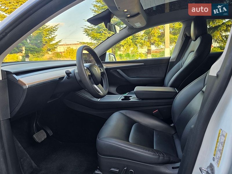 Позашляховик / Кросовер Tesla Model Y 2021 в Самборі фото 23 Позашляховик / Кросовер Tesla Model Y 2021 в Самборі