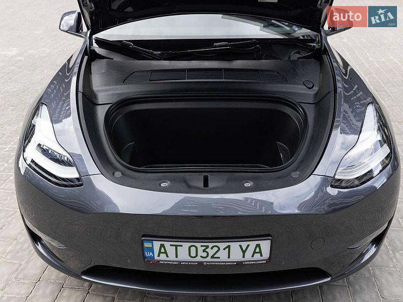 Позашляховик / Кросовер Tesla Model Y 2022 в Львові